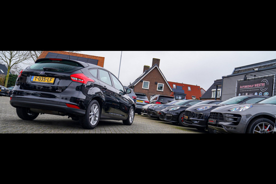 Ford Focus 1.6 TI-VCT Titanium | Cruise Control | AC | Multimedia