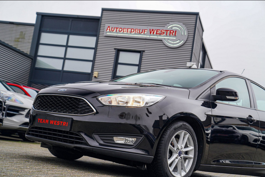 Ford Focus 1.6 TI-VCT Titanium | Cruise Control | AC | Multimedia