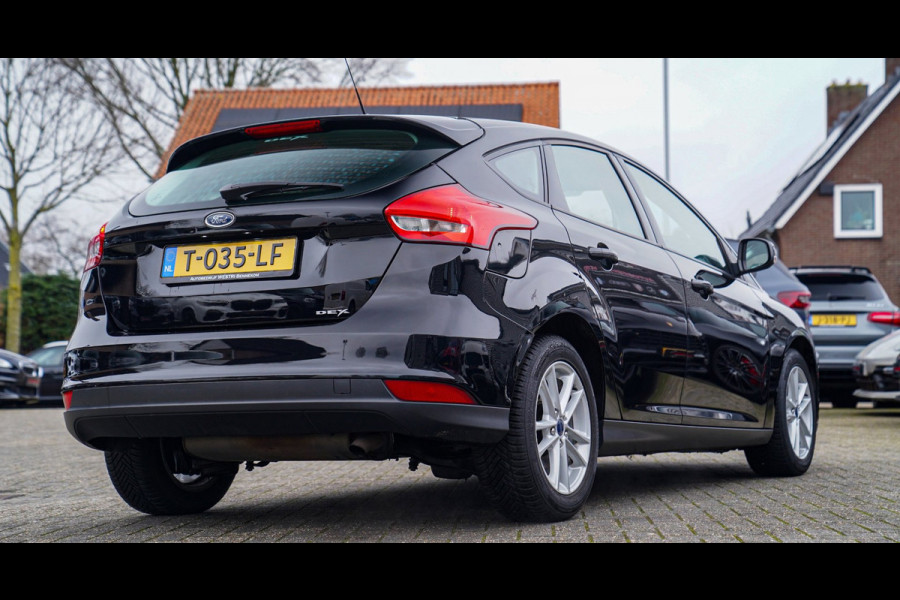 Ford Focus 1.6 TI-VCT Titanium | Cruise Control | AC | Multimedia