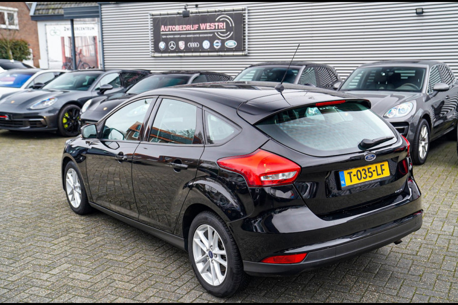 Ford Focus 1.6 TI-VCT Titanium | Cruise Control | AC | Multimedia