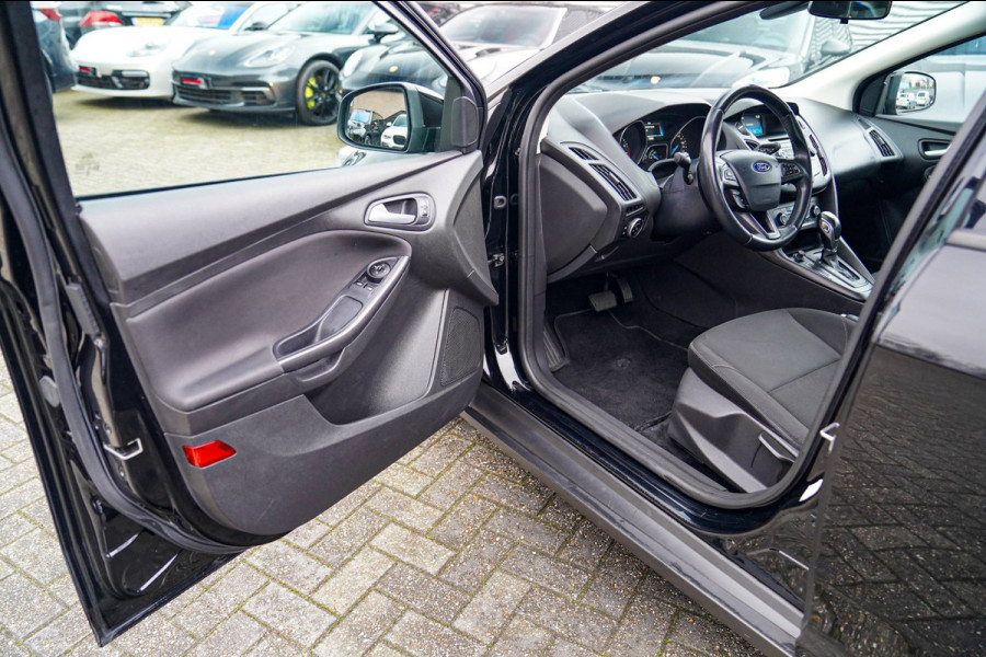 Ford Focus 1.6 TI-VCT Titanium | Cruise Control | AC | Multimedia