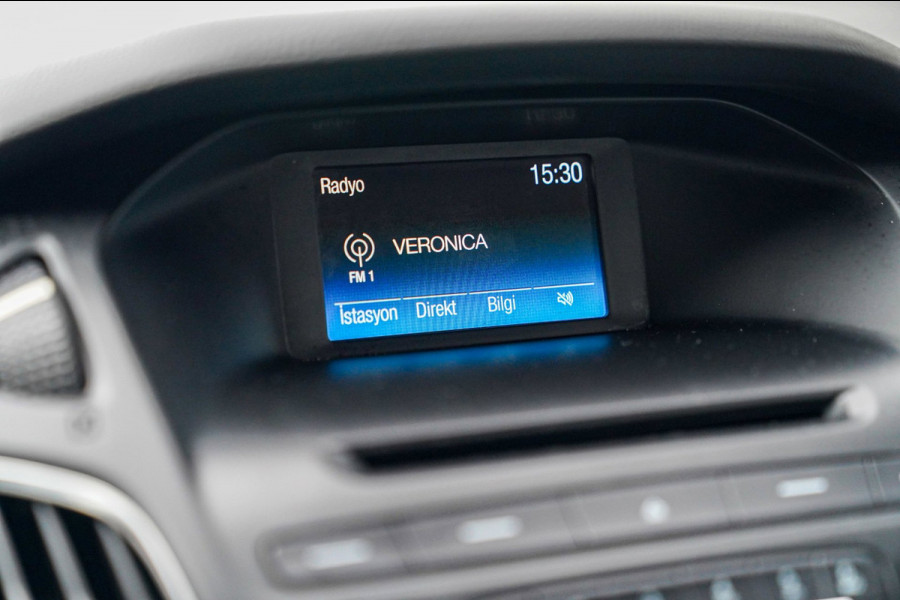 Ford Focus 1.6 TI-VCT Titanium | Cruise Control | AC | Multimedia