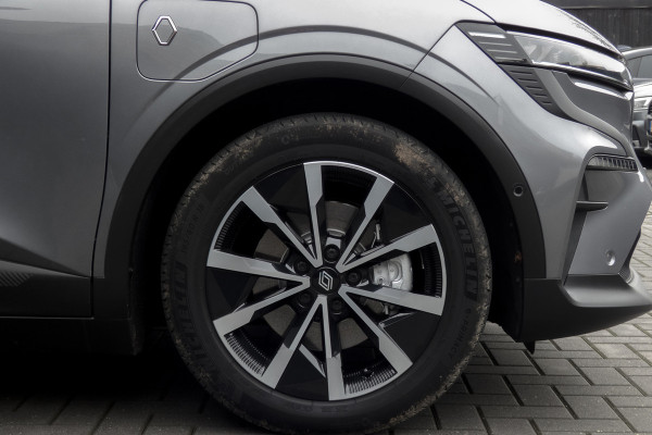 Renault Mégane E-Tech EV60 Optimum Charge Evolution ER | SOH 96% | CAMERA | LED KOPLAMPEN | DRAADLOZE TELEFOONLADER