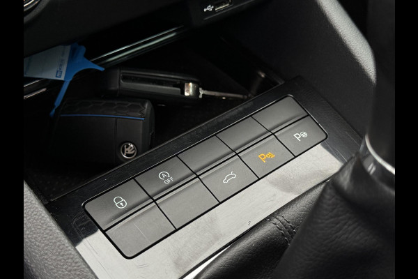 Škoda Octavia Combi 1.0 TSI Greentech Style Business NL-AUTO | PANODAK | TREKHAAK | LUXE BEKLEDING