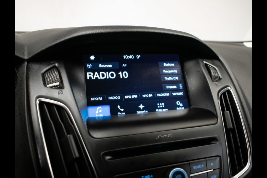 Ford FOCUS Wagon 1.0 Lease Edition Sport (APPLE CARPLAY,NAVI,PDC,CLIMATE,CRUISE,LED,ELEKTRISCH PAKKET,SPORTSTOELEN,LM VELGEN)