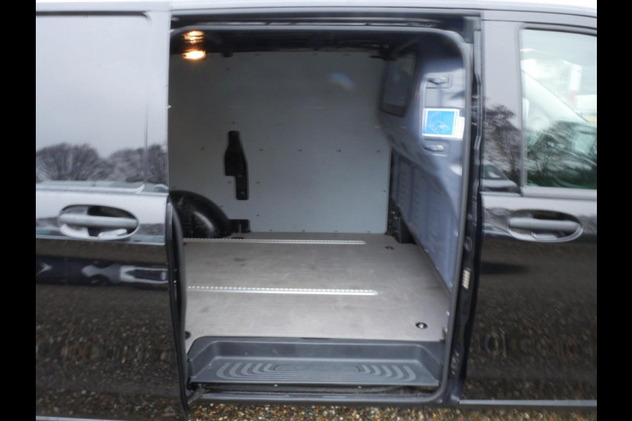 Mercedes-Benz Vito 119CDI, L2, Automaat, Complete uitvoering