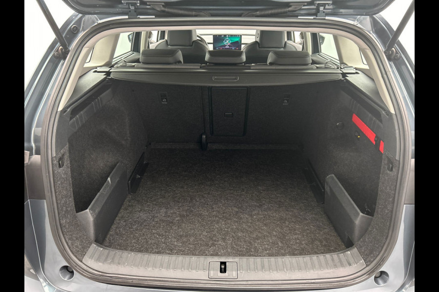 Škoda ENYAQ iV 60 | Origineel NL | SOH 93% | Trekhaak | Camera| Apple/Carplay