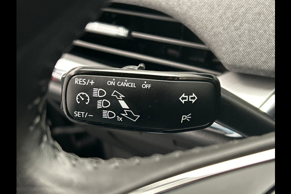 Škoda ENYAQ iV 60 | Origineel NL | SOH 93% | Trekhaak | Camera| Apple/Carplay