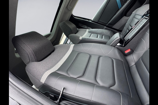 Citroën Ë-C4 Shine 50 kWh, panoramadak, lederen interieur, adaptief cruise, achteruitrijcamera, 1 e eigenaar, NL auto met nap