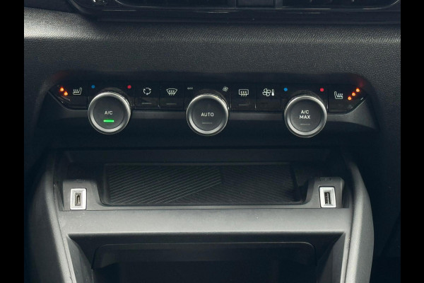 Citroën Ë-C4 Shine 50 kWh, panoramadak, lederen interieur, adaptief cruise, achteruitrijcamera, 1 e eigenaar, NL auto met nap