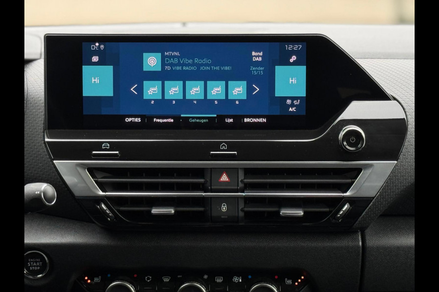 Citroën Ë-C4 Shine 50 kWh, panoramadak, lederen interieur, adaptief cruise, achteruitrijcamera, 1 e eigenaar, NL auto met nap