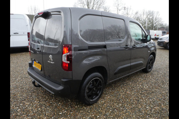 Peugeot Partner 1.2 PureTech 130PK, Benzine, Automaat