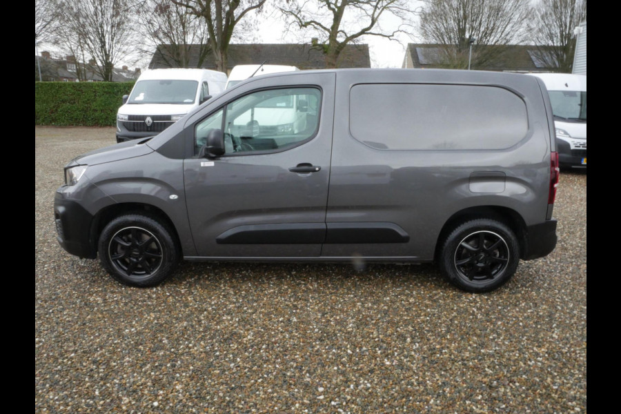 Peugeot Partner 1.2 PureTech 130PK, Benzine, Automaat