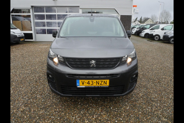 Peugeot Partner 1.2 PureTech 130PK, Benzine, Automaat
