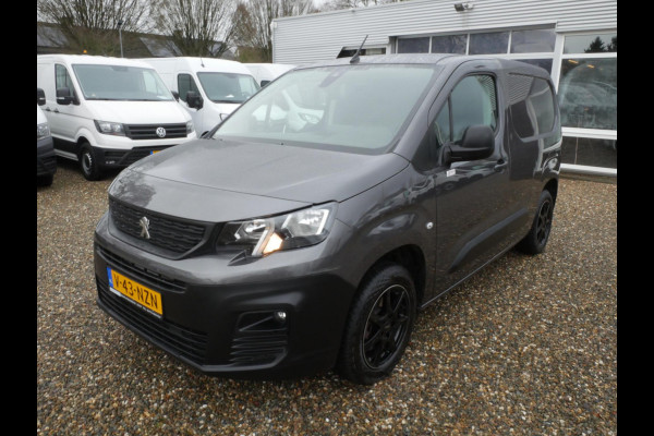Peugeot Partner 1.2 PureTech 130PK, Benzine, Automaat