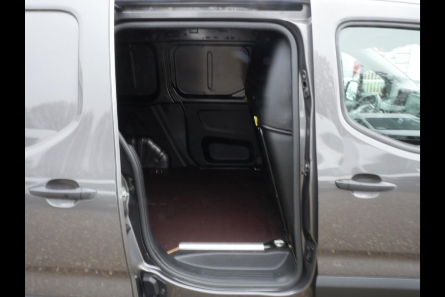 Peugeot Partner 1.2 PureTech 130PK, Benzine, Automaat