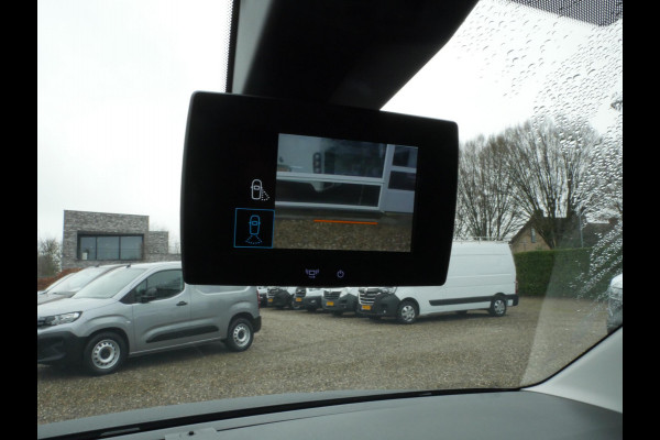 Peugeot Partner 1.2 PureTech 130PK, Benzine, Automaat