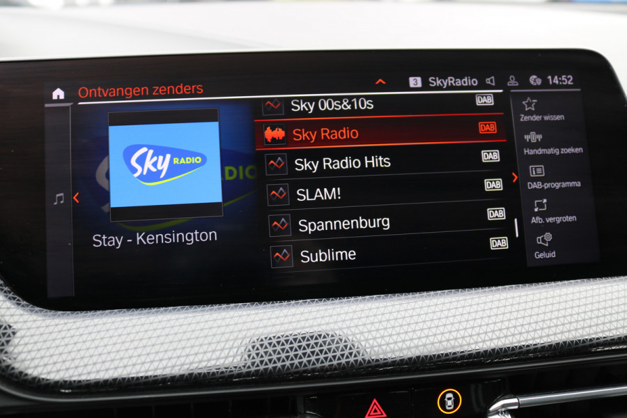 BMW 1-serie 118i Executive Edition Autom Xenon Led Navi Sportzetels 17inch Bj:2020