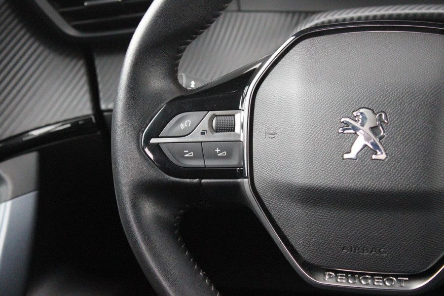Peugeot 2008 1.2 100PK ALLURE PACK | TREKHAAK | NAVIGATIE | LED KOPLAMPEN | 3-D INSTRUMENTENPANEEL | KEYLESS ENTRY/START | ACHTERUITRIJ CAMERA | CLIMATE CONTROL | APPLE CARPLAY/ANDROID AUTO | CRUISE CONTROL | DAB+ RADIO | PARKEERSENSOREN VOOR + ACHTER |