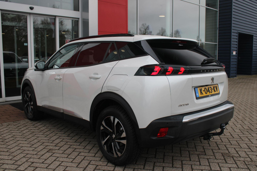Peugeot 2008 1.2 100PK ALLURE PACK | TREKHAAK | NAVIGATIE | LED KOPLAMPEN | 3-D INSTRUMENTENPANEEL | KEYLESS ENTRY/START | ACHTERUITRIJ CAMERA | CLIMATE CONTROL | APPLE CARPLAY/ANDROID AUTO | CRUISE CONTROL | DAB+ RADIO | PARKEERSENSOREN VOOR + ACHTER |