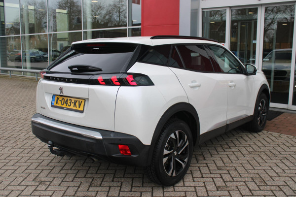 Peugeot 2008 1.2 100PK ALLURE PACK | TREKHAAK | NAVIGATIE | LED KOPLAMPEN | 3-D INSTRUMENTENPANEEL | KEYLESS ENTRY/START | ACHTERUITRIJ CAMERA | CLIMATE CONTROL | APPLE CARPLAY/ANDROID AUTO | CRUISE CONTROL | DAB+ RADIO | PARKEERSENSOREN VOOR + ACHTER |