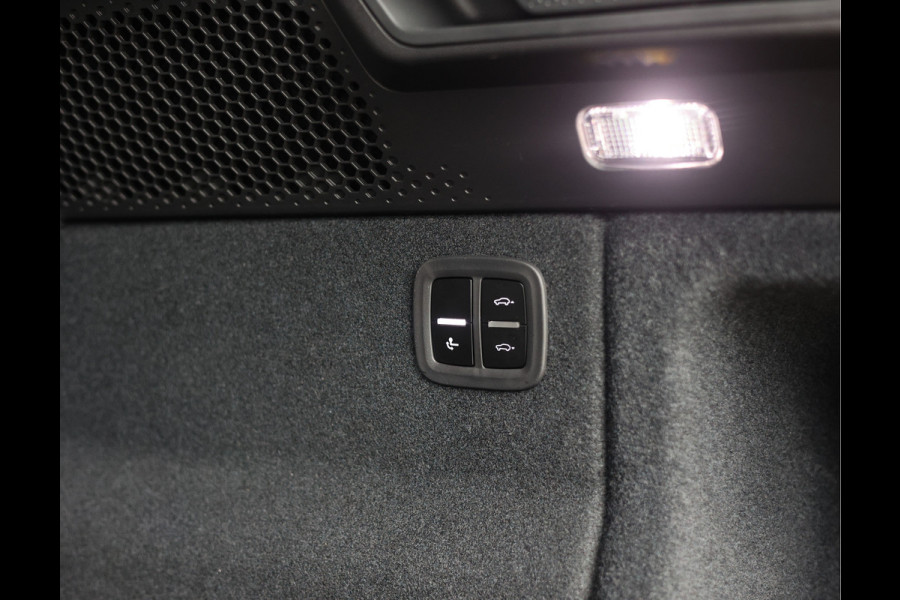 Porsche Macan Turbo 100 kWh | Sport Chrono - Burmester - Pano