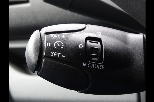 Peugeot e-Expert Standard Pro 75 kWh