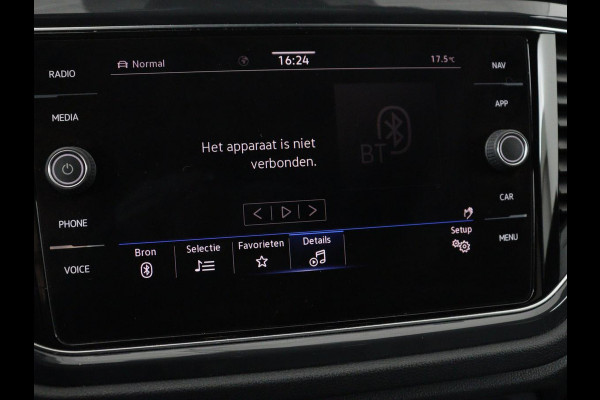 Volkswagen T-Roc 1.5 TSI Sport | Panoramadak | Adaptive cruise | Keyless | Carplay | Navigatie | Full LED | Virtual Cockpit | Climate control | Parkeerhulp | Bluetooth