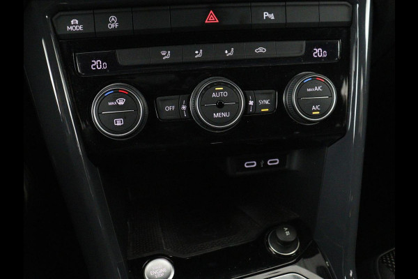 Volkswagen T-Roc 1.5 TSI Sport | Panoramadak | Adaptive cruise | Keyless | Carplay | Navigatie | Full LED | Virtual Cockpit | Climate control | Parkeerhulp | Bluetooth