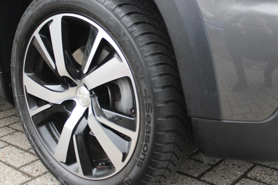 Peugeot 2008 1.2 130PK AUTOMAAT GT-LINE | AFNEEMBARE TREKHAAK | PANORAMA DAK | STOEL VERWARMING | LICHTMETALEN VELGEN 17" | ALL SEASON BANDEN | CLIMATE CONTROL | CRUISE CONTROL | NAVIGATIE | APPLE CARPLAY/ANDROID AUTO | ACHTERUITRIJ CAMERA | EERSTE EIGENAAR! |