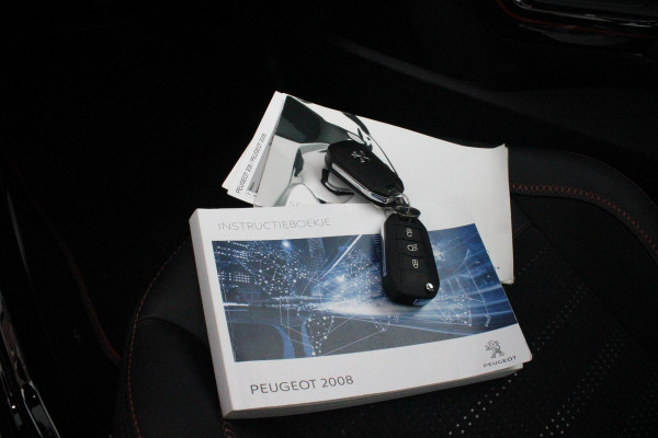 Peugeot 2008 1.2 130PK AUTOMAAT GT-LINE | AFNEEMBARE TREKHAAK | PANORAMA DAK | STOEL VERWARMING | LICHTMETALEN VELGEN 17" | ALL SEASON BANDEN | CLIMATE CONTROL | CRUISE CONTROL | NAVIGATIE | APPLE CARPLAY/ANDROID AUTO | ACHTERUITRIJ CAMERA | EERSTE EIGENAAR! |