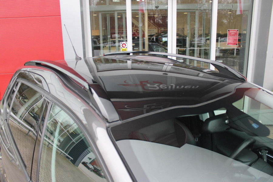 Peugeot 2008 1.2 130PK AUTOMAAT GT-LINE | AFNEEMBARE TREKHAAK | PANORAMA DAK | STOEL VERWARMING | LICHTMETALEN VELGEN 17" | ALL SEASON BANDEN | CLIMATE CONTROL | CRUISE CONTROL | NAVIGATIE | APPLE CARPLAY/ANDROID AUTO | ACHTERUITRIJ CAMERA | EERSTE EIGENAAR! |