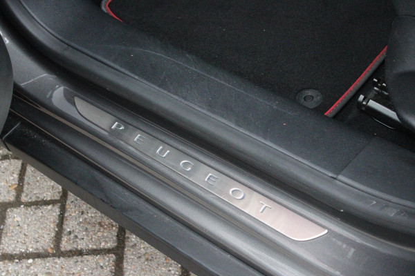 Peugeot 2008 1.2 130PK AUTOMAAT GT-LINE | AFNEEMBARE TREKHAAK | PANORAMA DAK | STOEL VERWARMING | LICHTMETALEN VELGEN 17" | ALL SEASON BANDEN | CLIMATE CONTROL | CRUISE CONTROL | NAVIGATIE | APPLE CARPLAY/ANDROID AUTO | ACHTERUITRIJ CAMERA | EERSTE EIGENAAR! |