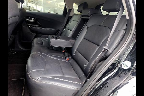 Kia e-Niro ExecutiveLine 64 kWh | SOH: nnb |  Leder | Climate | Stoel&Stuur Verwarming | Memory Seat | Navi | Adaptive CC |