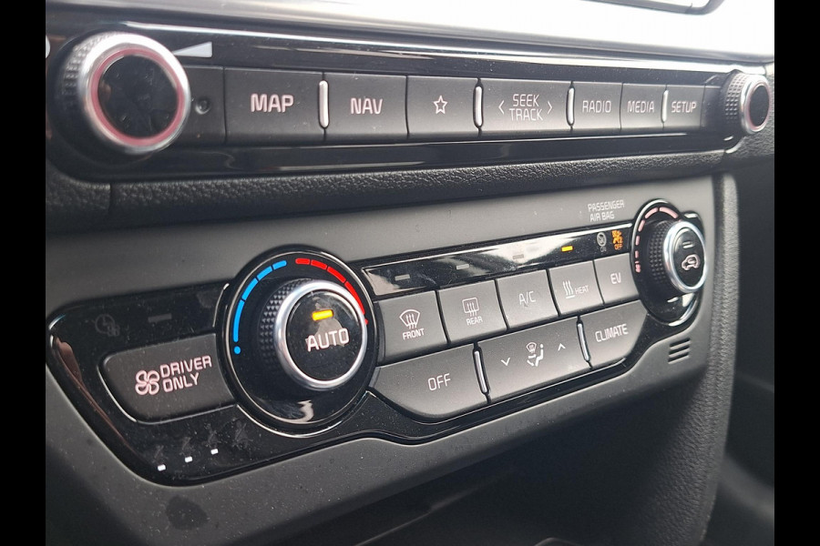Kia e-Niro ExecutiveLine 64 kWh | SOH: nnb |  Leder | Climate | Stoel&Stuur Verwarming | Memory Seat | Navi | Adaptive CC |
