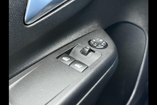 Opel CORSA-E Edition 50 kWh 1e Eigenaar,Dealer Onderhouden,Clima,Cruise,Apple Carplay/Android Auto,Rijstrooksensor,3 fase,136pk,Bj 12-2020,Apk tot 12-2026