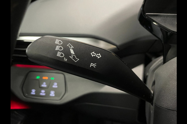 Volkswagen ID.4 Volkswagen ID.4 Pro 77 kWh|92% SOH|GROTE ACCU|TREKHAAK|ACC|CARPLAY/ANDROID|STOELVERW|NAVI|ORG.NL|NAP|1e EIG|IN.BTW