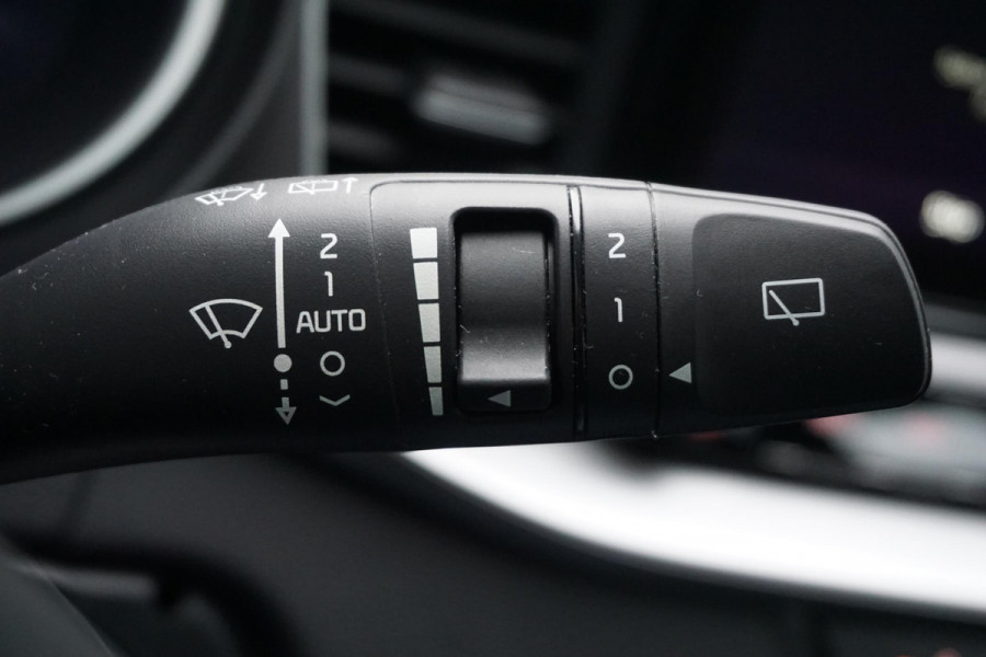 Kia Ceed 1.0 T-GDi 120PK DynamicLine/NL-Auto/All-Seasonband /1e Eigenaar.