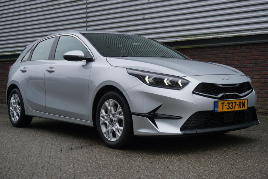 Kia Ceed 1.0 T-GDi 120PK DynamicLine/NL-Auto/All-Seasonband /1e Eigenaar.
