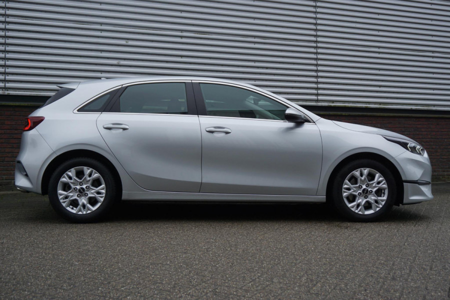 Kia Ceed 1.0 T-GDi 120PK DynamicLine/NL-Auto/All-Seasonband /1e Eigenaar.