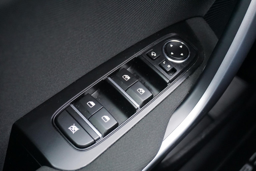 Kia Ceed 1.0 T-GDi 120PK DynamicLine/NL-Auto/All-Seasonband /1e Eigenaar.