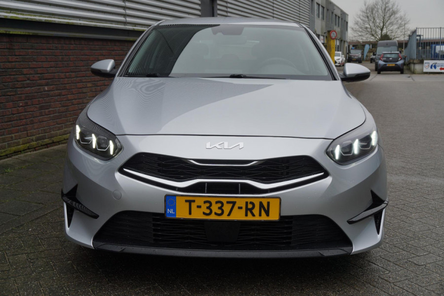 Kia Ceed 1.0 T-GDi 120PK DynamicLine/NL-Auto/All-Seasonband /1e Eigenaar.
