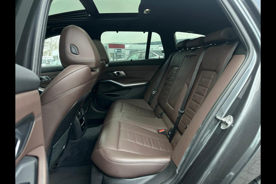 BMW 3 Serie Touring 320e Business Edition Plus | M sport | Pano | HUD | Leder
