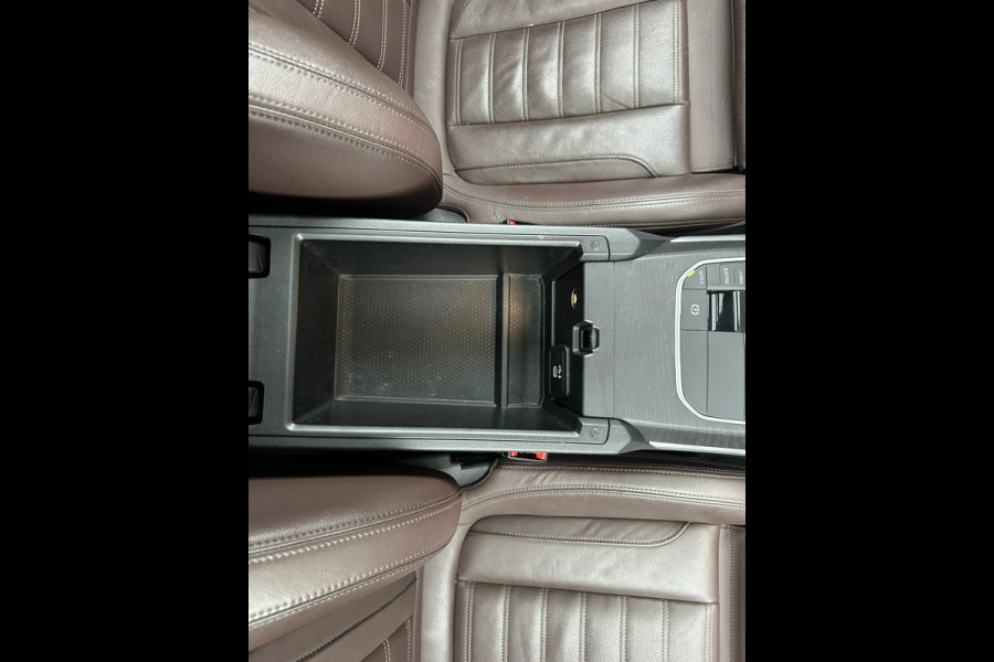 BMW 3 Serie Touring 320e Business Edition Plus | M sport | Pano | HUD | Leder