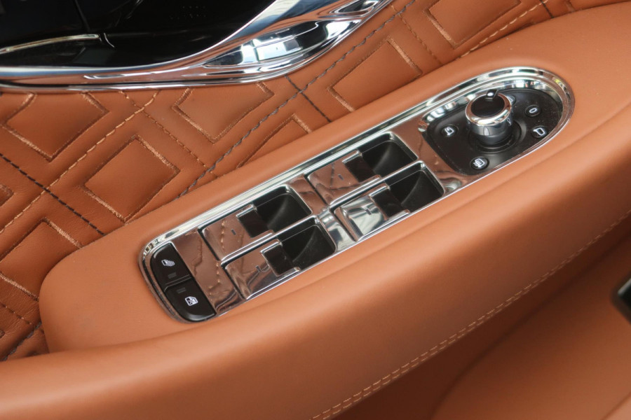 Bentley Continental GTC 6.0 W12 First Edition / Carbon / Pakket