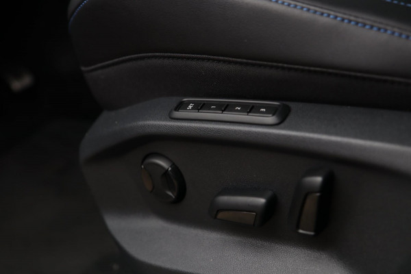 Volkswagen T-Roc 2.0 TSI 4Motion R 300PK / PANODAK / AKRA / VIRTUAL / ACC / KEYLESS / CAMERA / CARPLAY