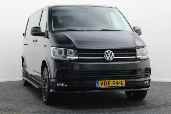Volkswagen Transporter 2.0 TDI 150 PK L2H1 Highline 3-Zits, Verwarmde Voorruit, Apple Carplay, Cruise, PDC, DAB, Trekhaak, 18''