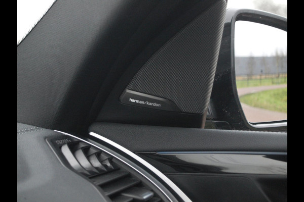 BMW iX3 High Executive 80 kWh | Panoramadak | 360 Camera | Harman Kardon | Head-Up Display | Apple Carplay |