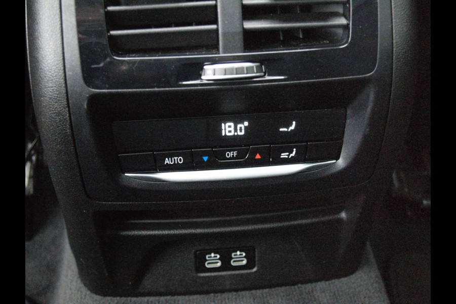 BMW iX3 High Executive 80 kWh | Panoramadak | 360 Camera | Harman Kardon | Head-Up Display | Apple Carplay |