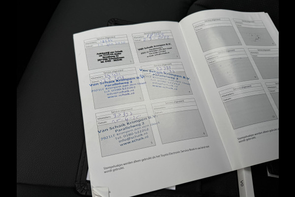 Toyota C-HR 1.8 Hybrid Executive Ultimate | Leder | Blind Spot | Stuur & Stoel verw. | Prijs Rijklaar!!